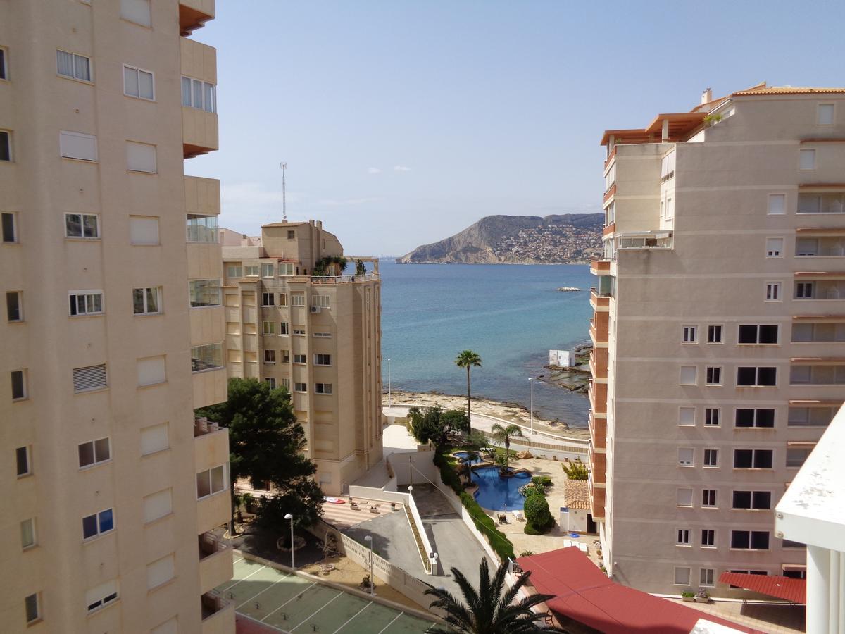 Edificio La Reina Apartment Калпе Екстериор снимка
